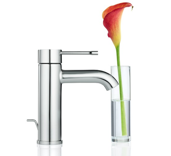 Смеситель для раковины Grohe Essence+  23589001 с донным клапаном