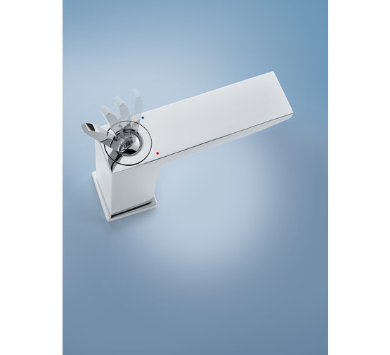 Смеситель для раковины Grohe Eurocube Joy 23657000 с донным клапаном