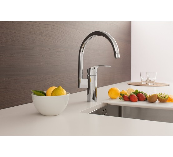 Смеситель для кухни Grohe Eurosmart New 33202002