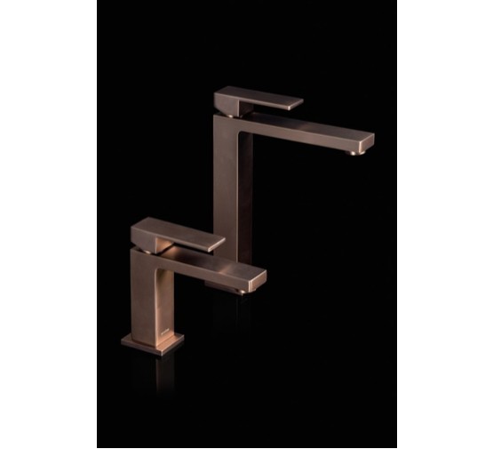 Смеситель для раковины Boheme Qubic бронза брашированная